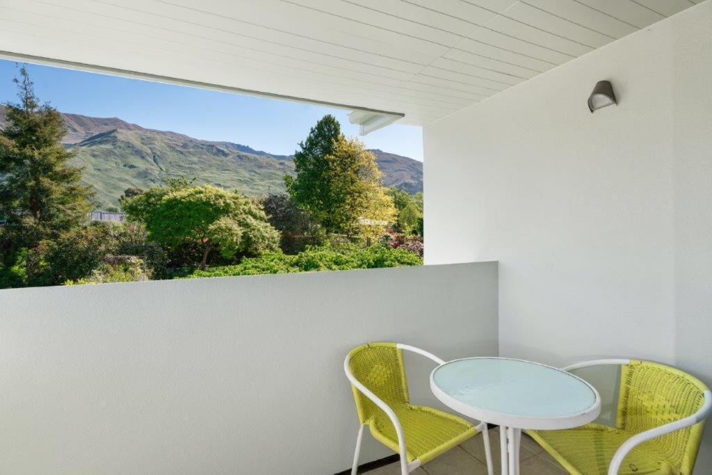 Wanaka Lake House Exterior photo